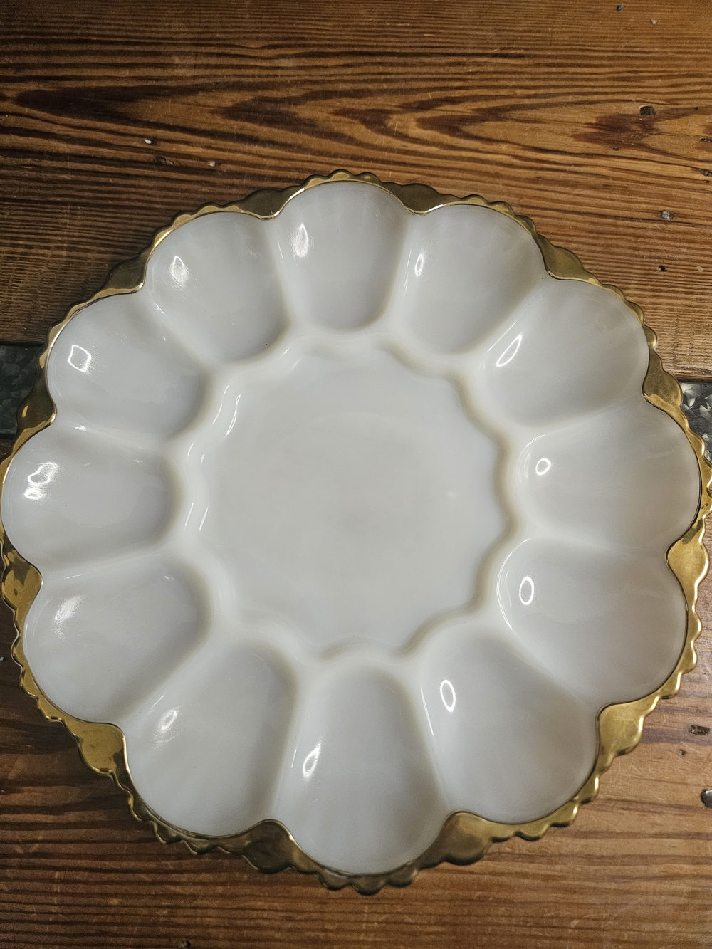 White and Gold Scalloped Serving Platter